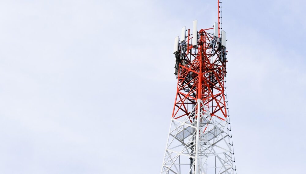 telecommunications-tower-6609433_1280